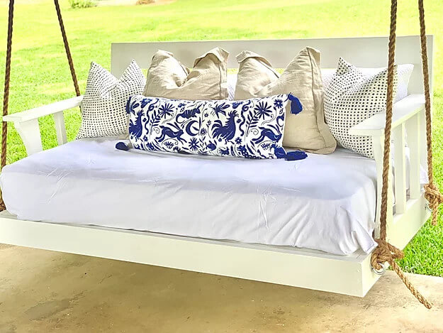 Why We Love Custom Daybeds